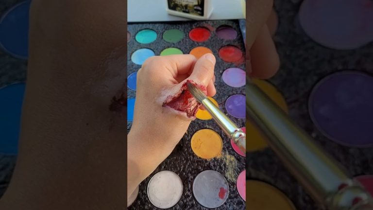 SFX makeup tutorial 💄 spooky season is upon us. #artist #makeuptutorial #sfxmakeup #makeup #art